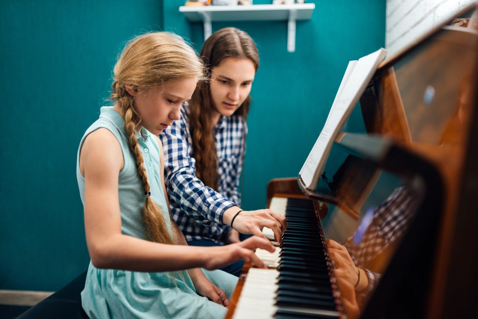 Learning process in music school